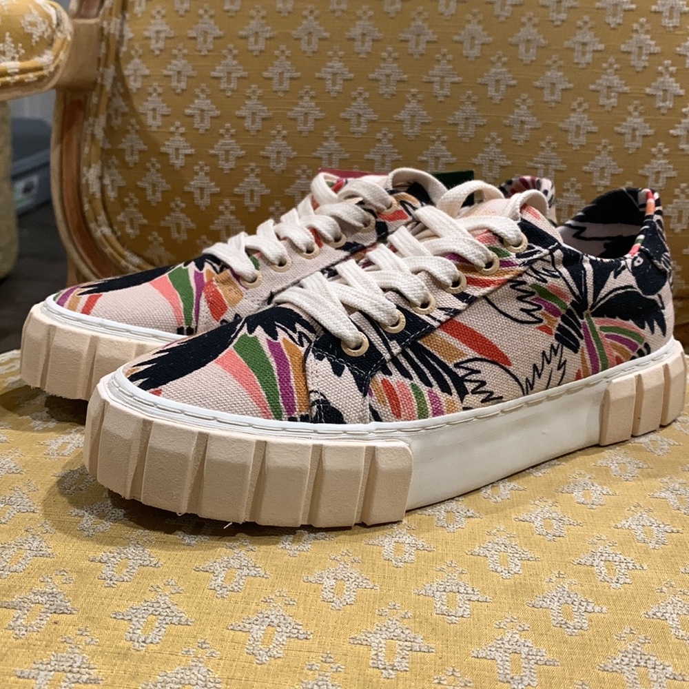 Farm Rio Chunky Platform Multi-Color Canvas Sneakers Tropical Floral Size 8.5